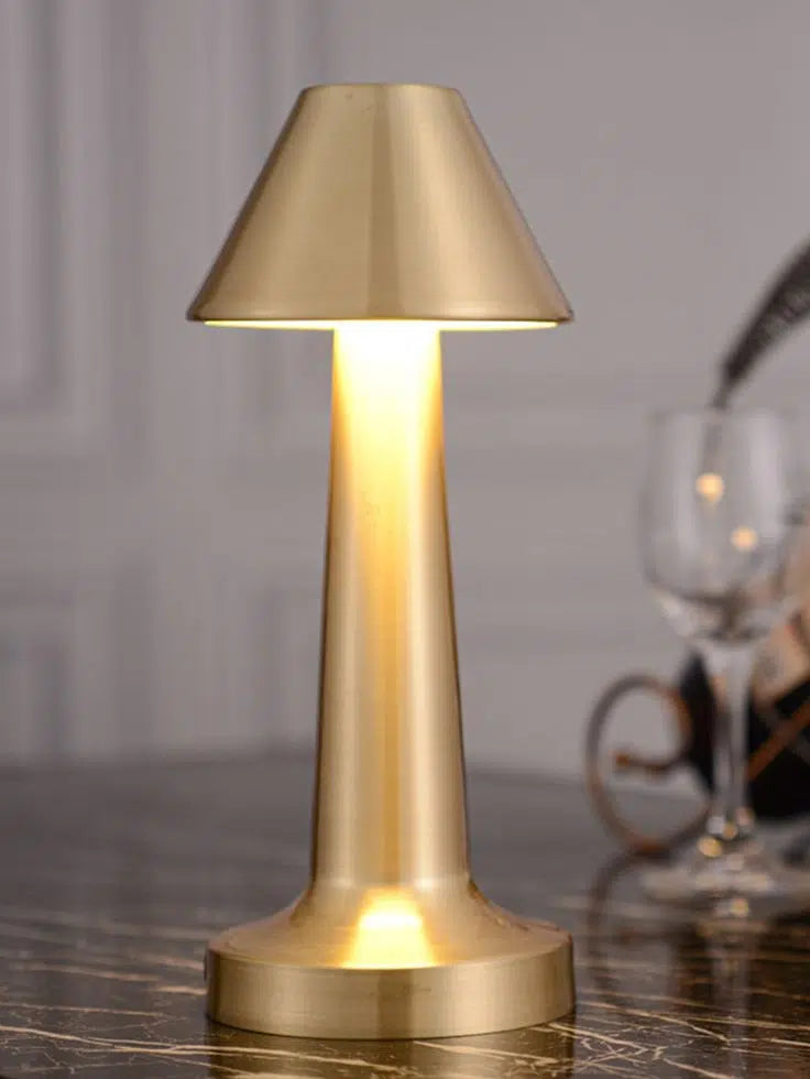 nely table lamp