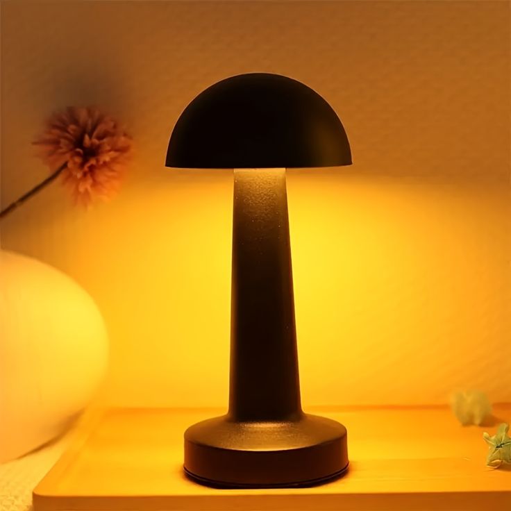 LENDA TABLE LAMP