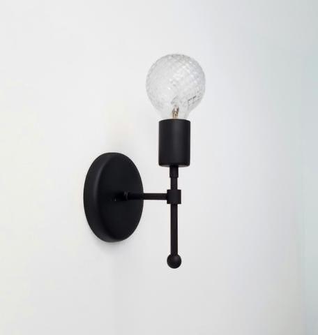 SINGLE black wall lamp
