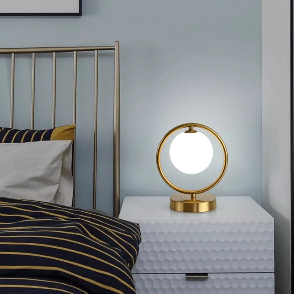 CIRCLE TABLE LAMP