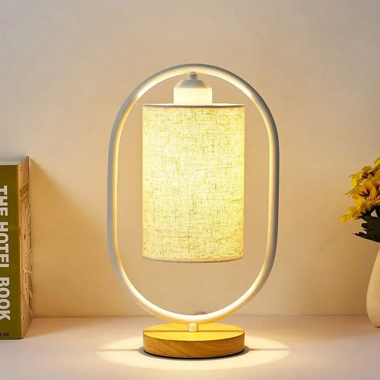 WOODY WHITE TABLE LAMP